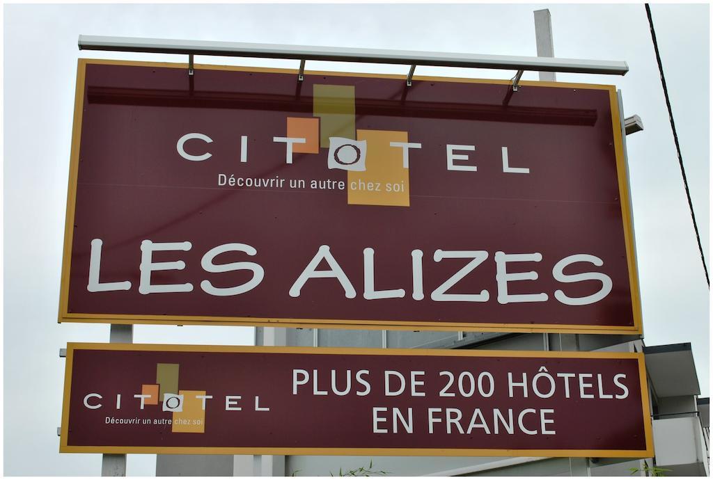 Citotel Hotel Les Alizes Езин Екстериор снимка